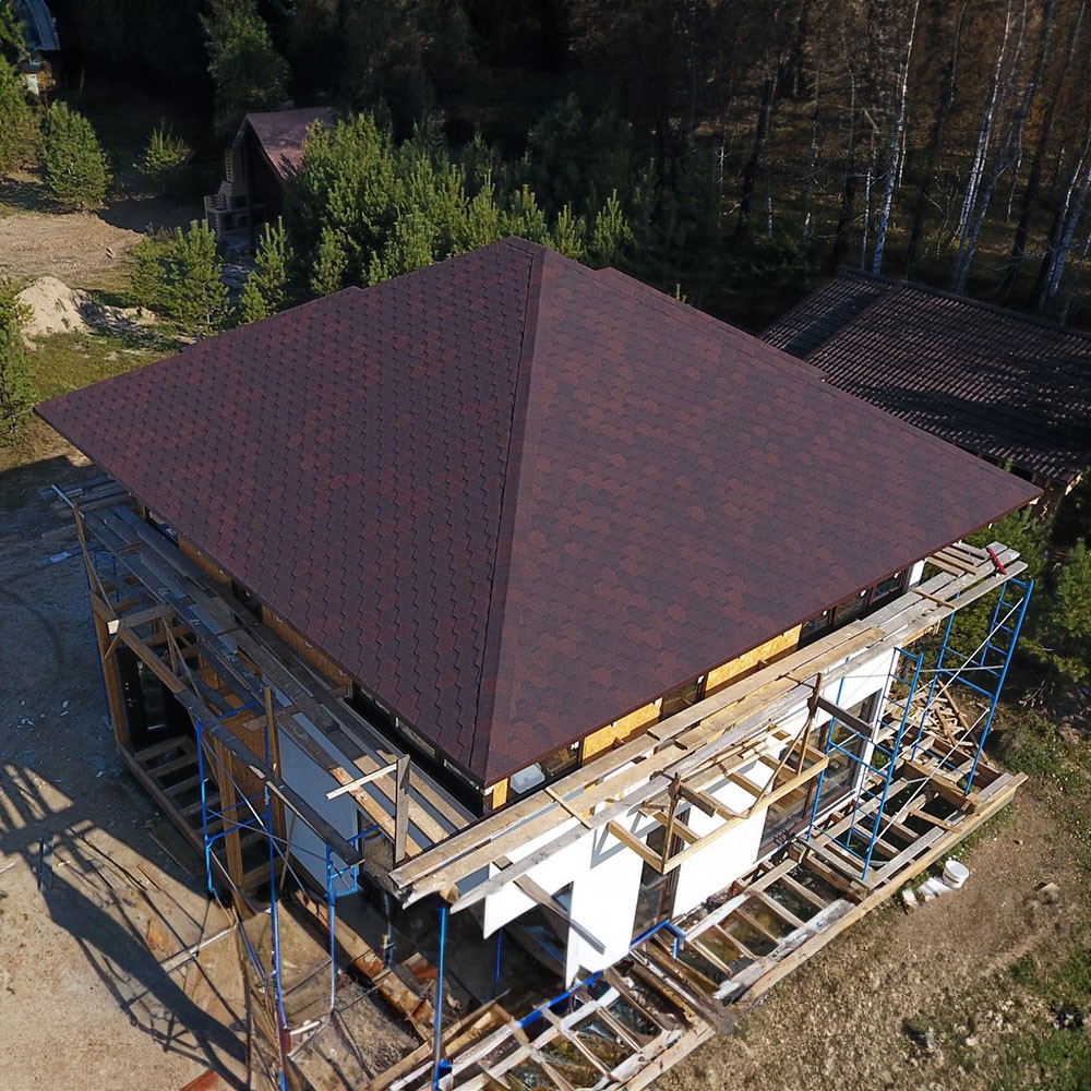 Шатровая крыша в Озерске и Калининградской области
